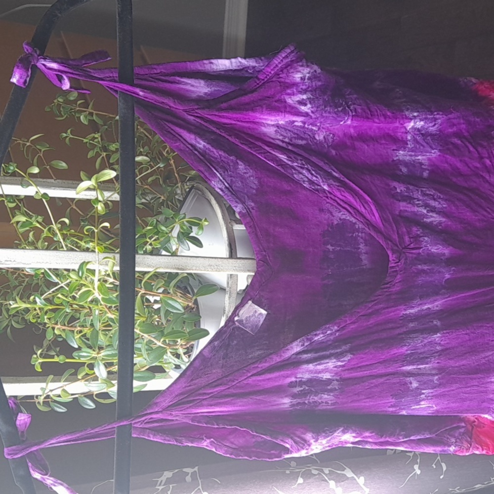 Dress - Picture 2 of 5